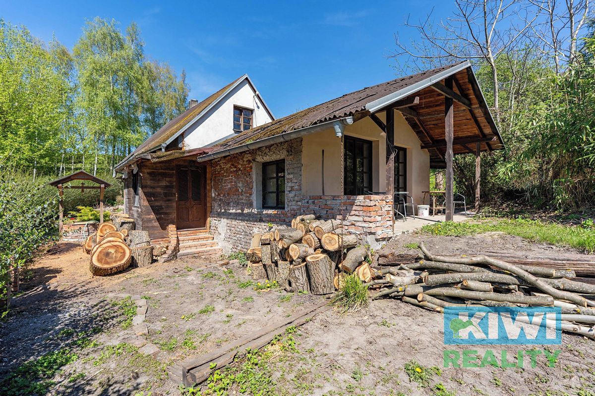 Prodej chalupy 142 m², pozemek 526 m²